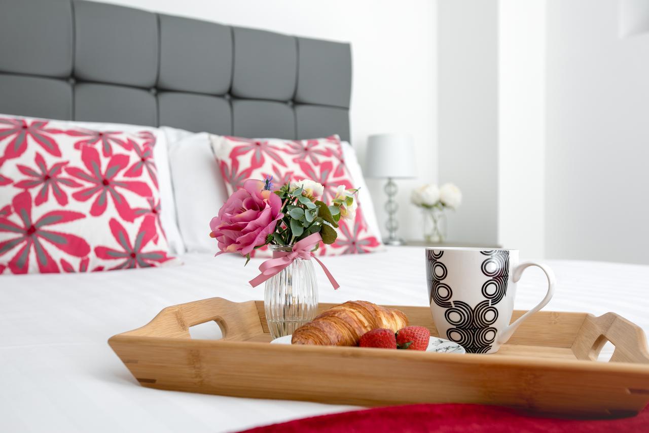 Kvm - City Apartment 9 - Contractors - Town Centre By Kvm Stays Peterborough Dış mekan fotoğraf